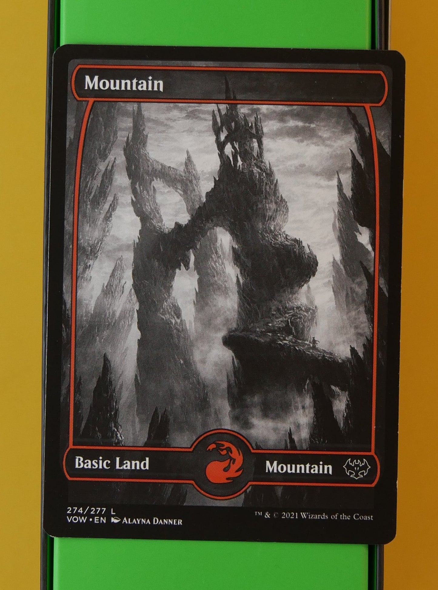 Mountain Extended Art 274/277 MTG card (VOW)