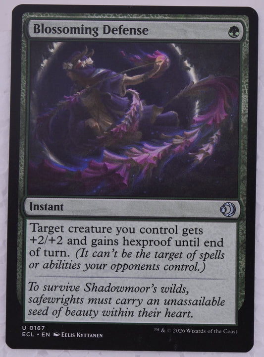 Blossoming Defense Lowryn: Eclipsed 0167 MTG green instant hexproof DM Vault Co