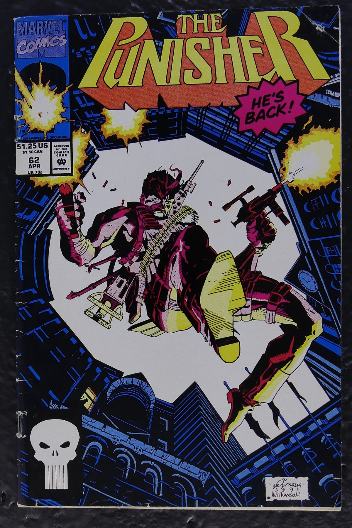 The Punisher #62 from Marvel Comics (1992) restores Frank Castle's identity as Luke Cage helps him escape Chicago gangsters. Joe Quesada cover. DM Vault Co.