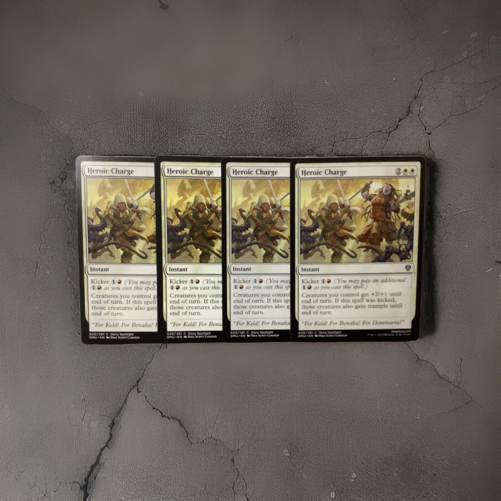 Heroic Charge x4 playset MTG DMU 020 combat trick cards