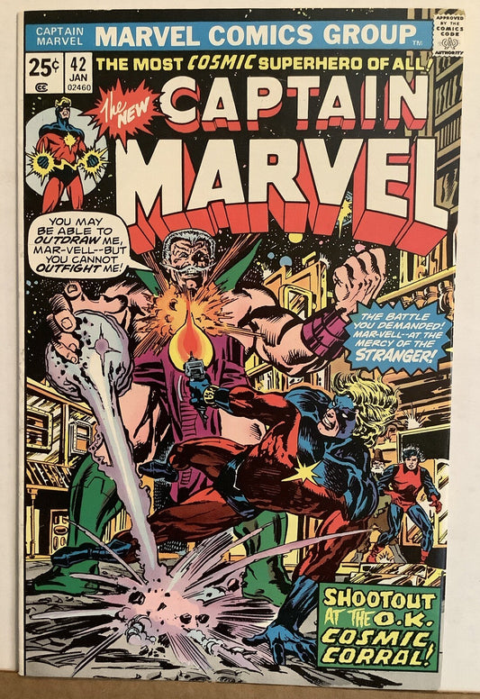 Captain Marvel 42 Marvel Comics 1976 Bronze Age cosmic battle cover art