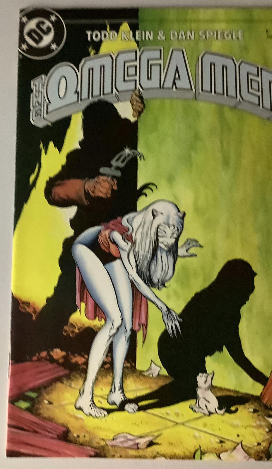 Omega Men #32 (1985) DC Sci-Fi Cult Series Issue