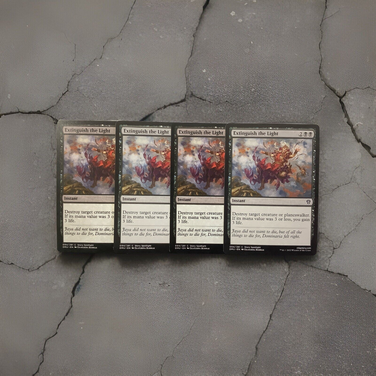 Extinguish the Light DMU 094 x4 regular finish MTG instant playset