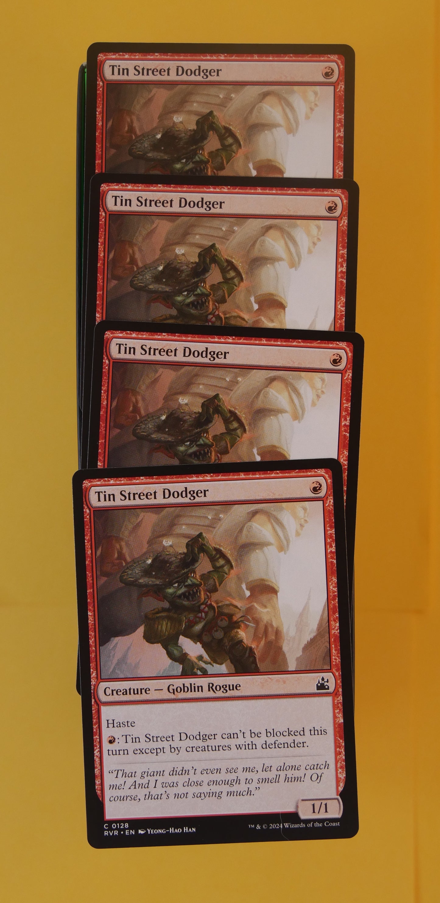 MTG RVR: X4 Tin Street Dodger (Creature) Ravnica Remastered Common 0128