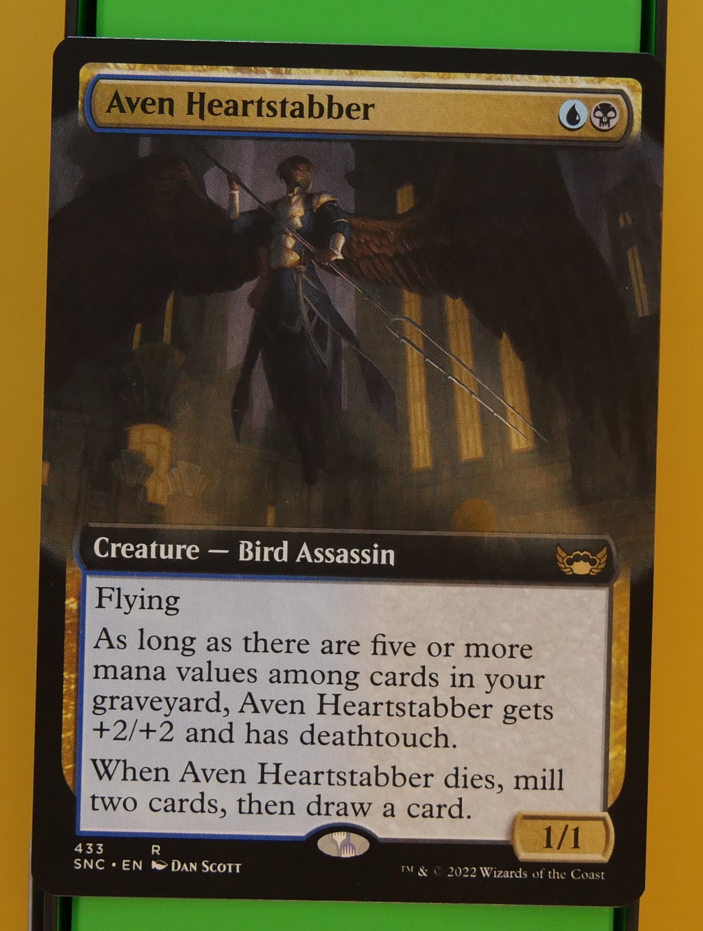 Aven Heartstabber Extended Art Magic the Gathering card from Streets of New Capenna
