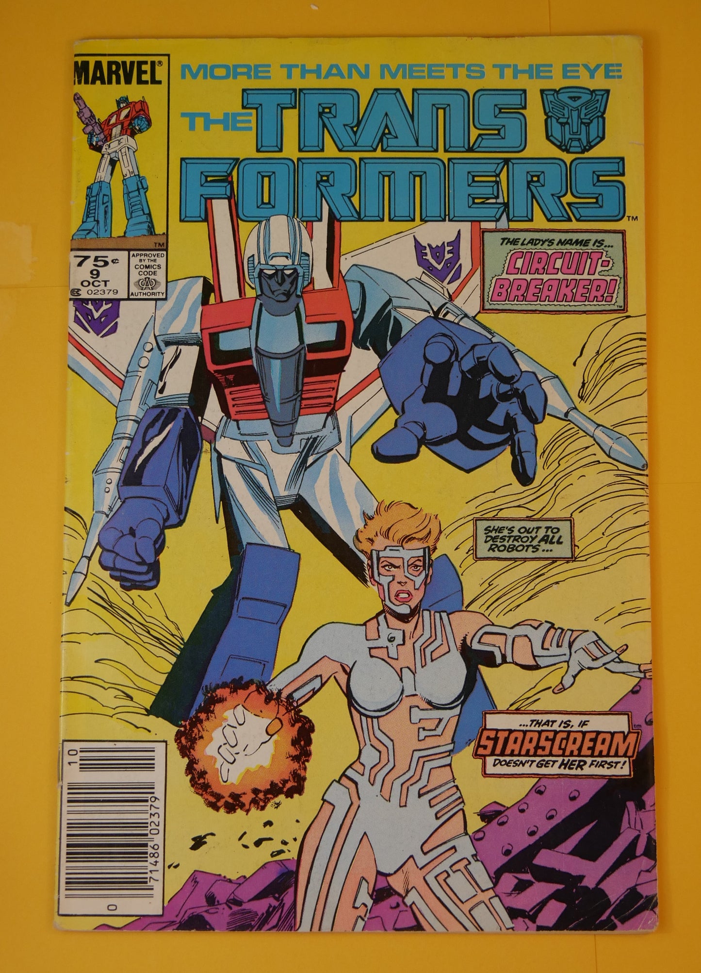 Cover of Transformers #9 Marvel Comics 1985 featuring Circuit Breaker and Starscream.