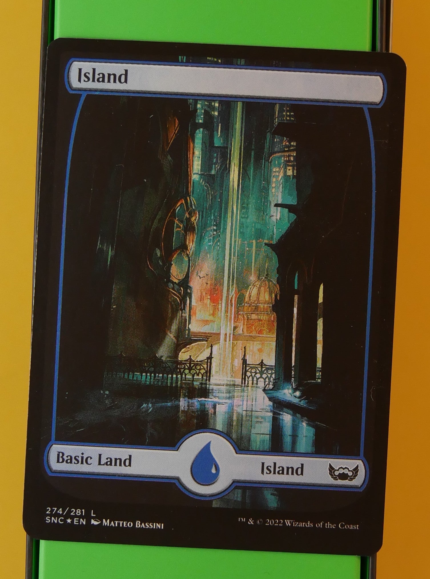 Island Extended Art Foil 274/281 MTG card (SNC)
